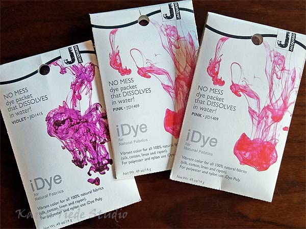 iDye to turn white yarn into pink.