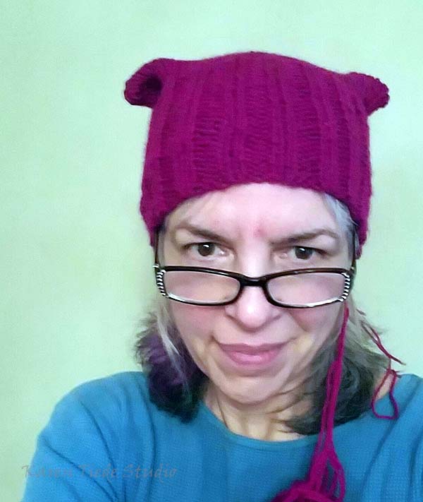 First pussyhat; ends not yet darned in.